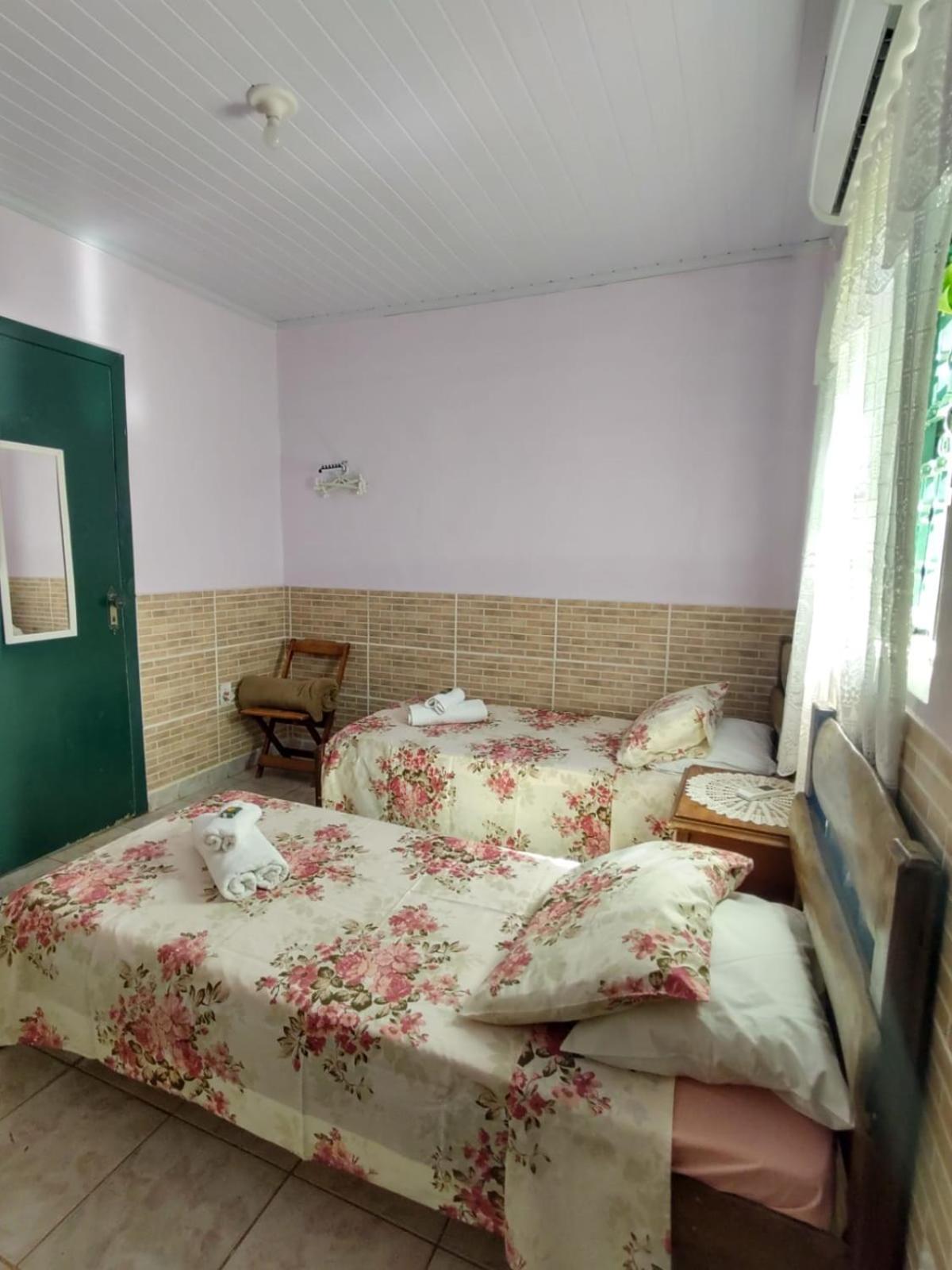 Alto Paraíso de Goiás Pousada Linda Flor Bed & Breakfast エクステリア 写真